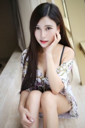 亚洲女人被黑人狂进入_超清完整在线观看